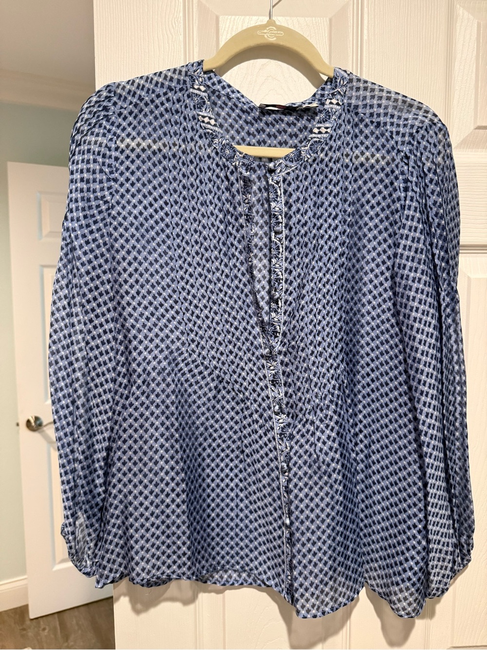 Vineyard Vines Blue Geometric Button-Front Blouse